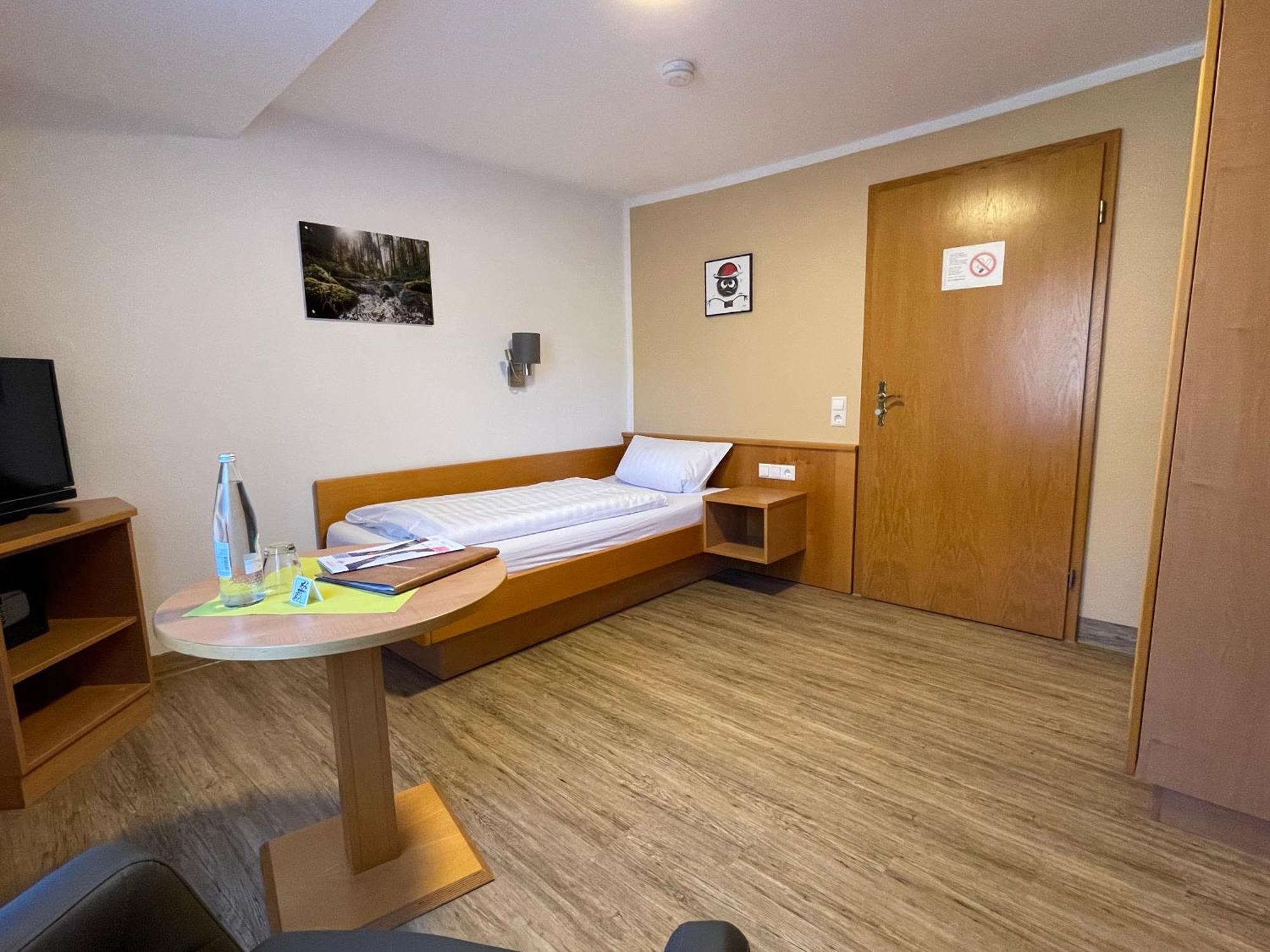 Landhotel Karin Фройденштадт Екстер'єр фото